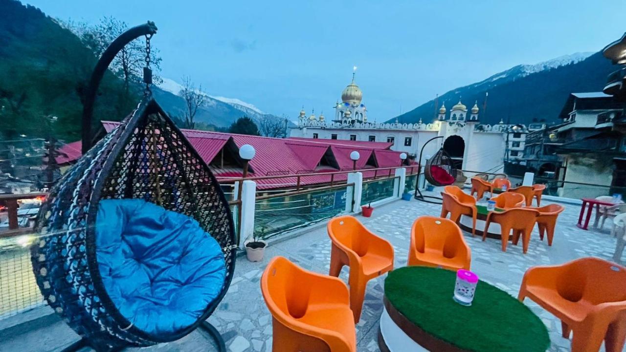 Hotel New Hilltop Inn Манали Экстерьер фото