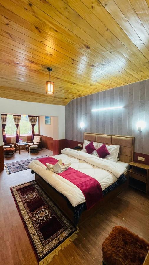 Hotel New Hilltop Inn Манали Экстерьер фото