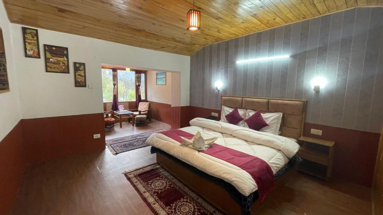 Hotel New Hilltop Inn Манали Экстерьер фото