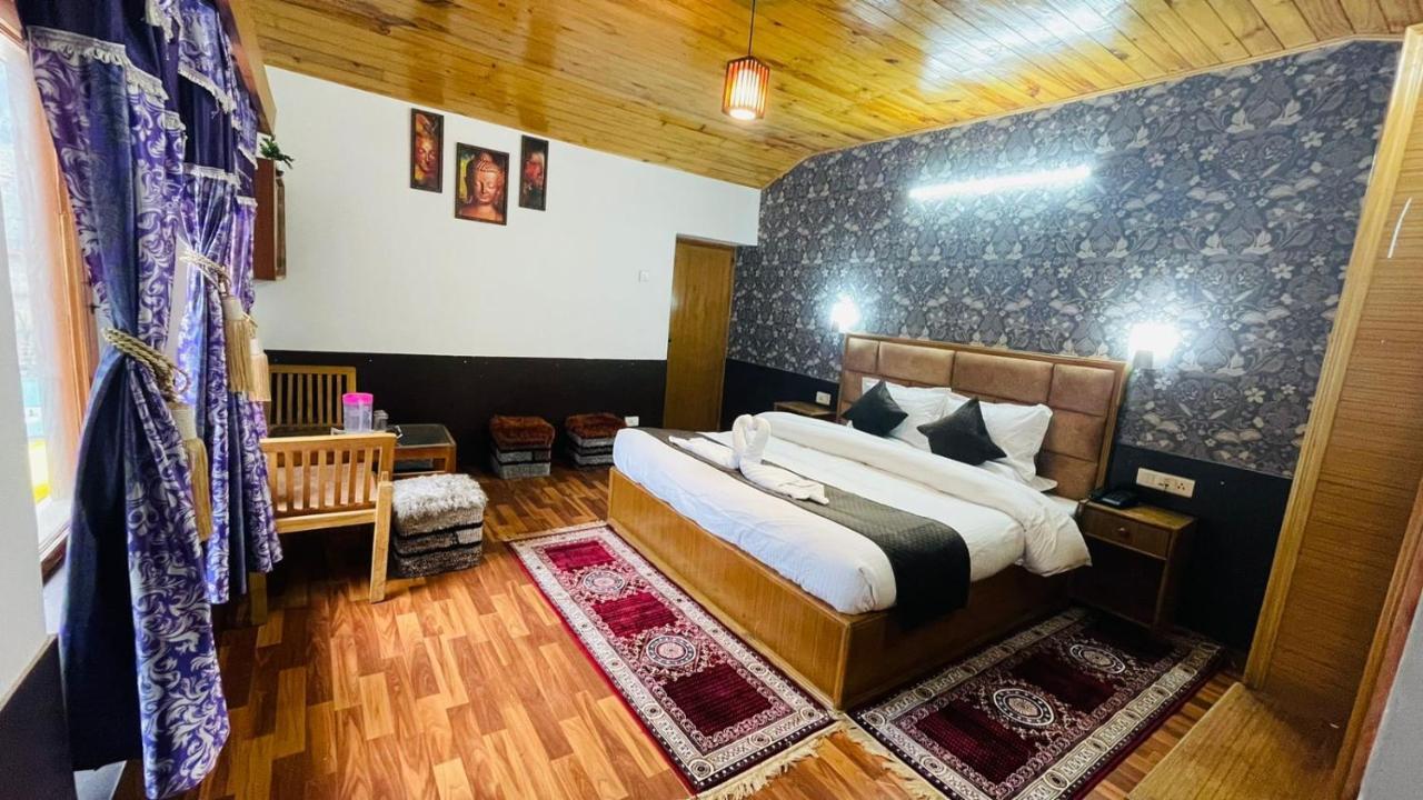 Hotel New Hilltop Inn Манали Экстерьер фото