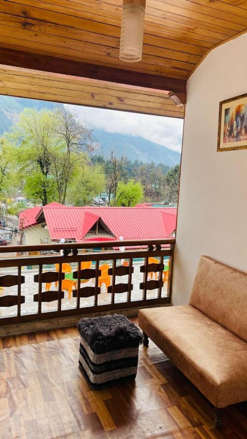 Hotel New Hilltop Inn Манали Экстерьер фото