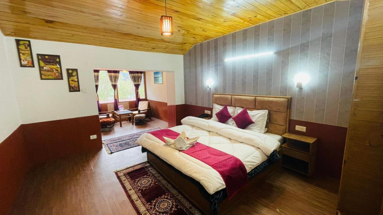 Hotel New Hilltop Inn Манали Экстерьер фото
