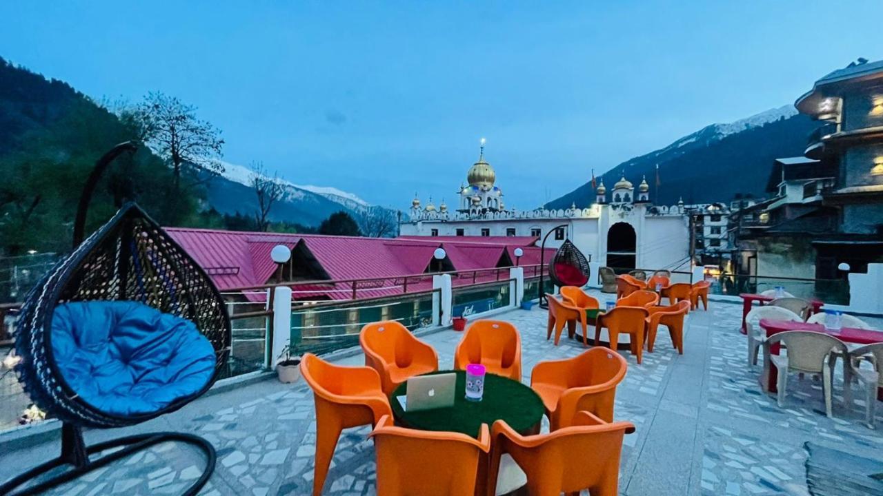 Hotel New Hilltop Inn Манали Экстерьер фото